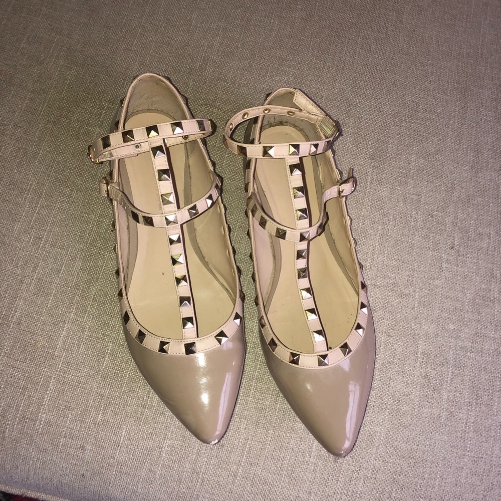 Studded flats